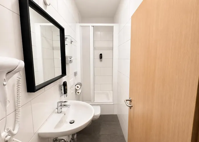 Nivara Hotel 3*